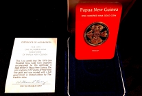 Papua Neuguinea - 1979 - Portaits von Eingeborenen - Paradisvogel - 100 Kina - PP in Blister,  Box mit Echtheitszertifikat